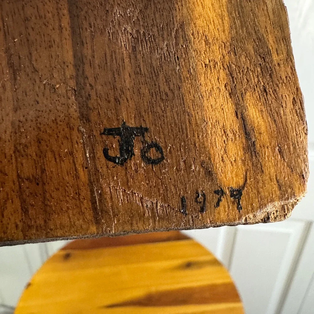 MCM wood slab with‎ painted owl clock signed JO 1979